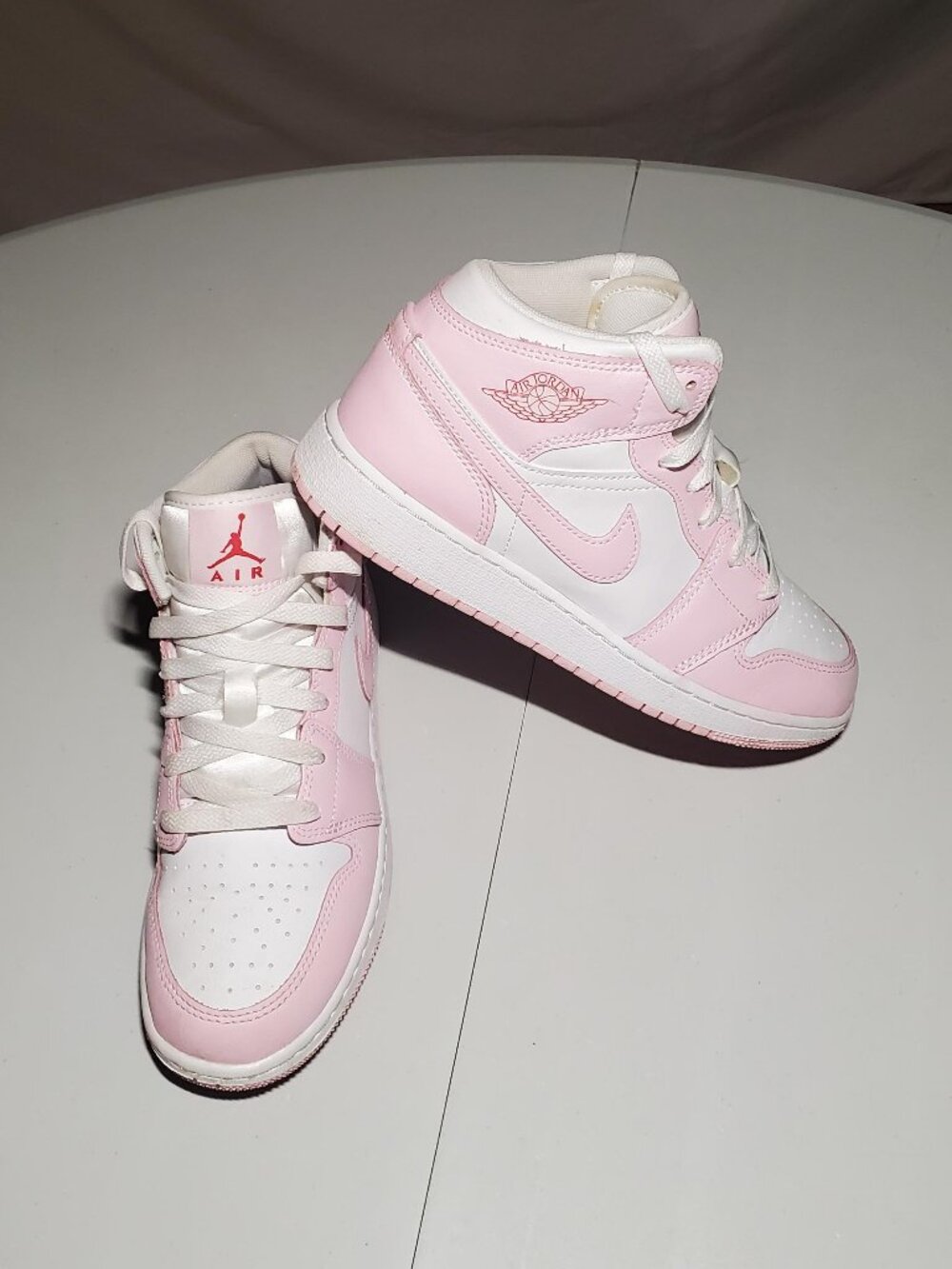 Nike Jordan DQ8423-608 High Tops Youth Size 5
